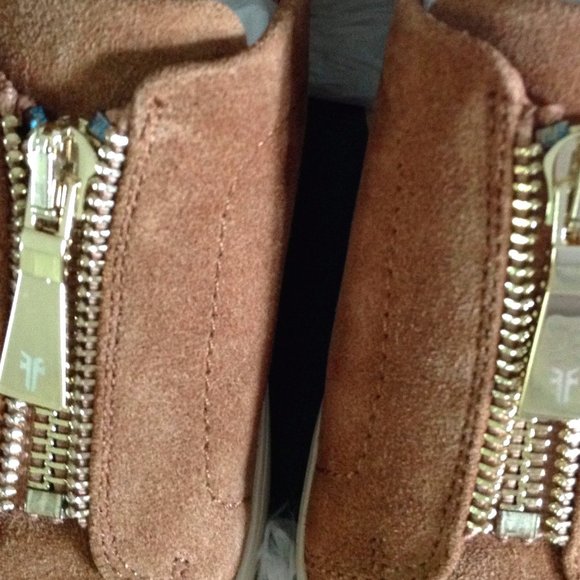 Frye Lena Zip Tan Suede Mules - Picture 11 of 12